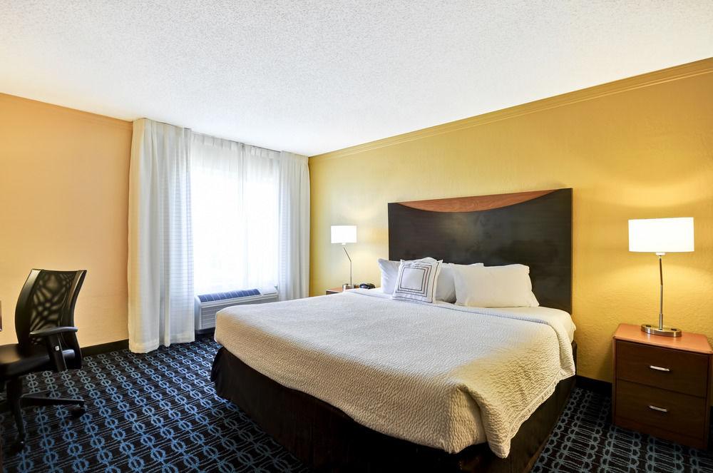 Fairfield & By Marriott Atlanta Vinings/galleria