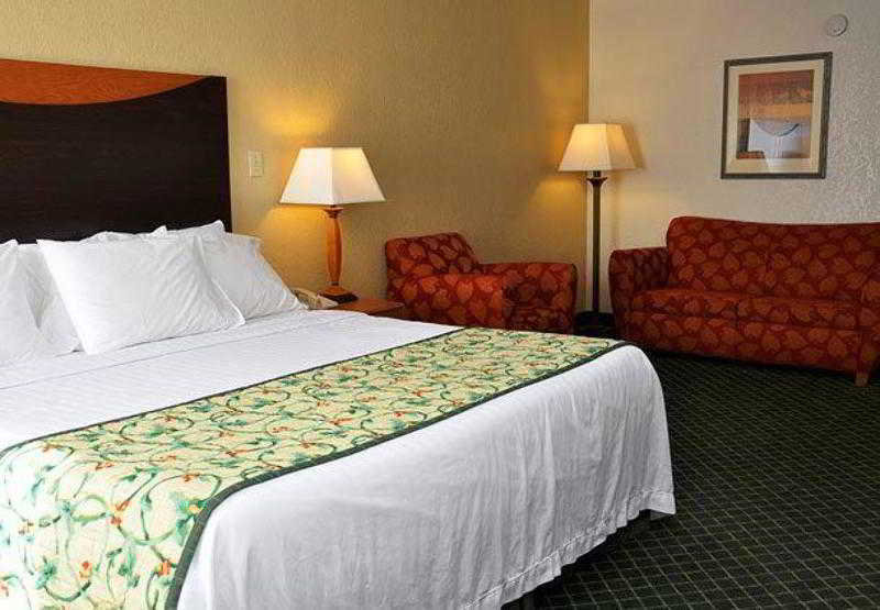 Fairfield & By Marriott Atlanta Vinings/galleria Hotel 3*